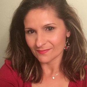 Meet your Posher, Liz